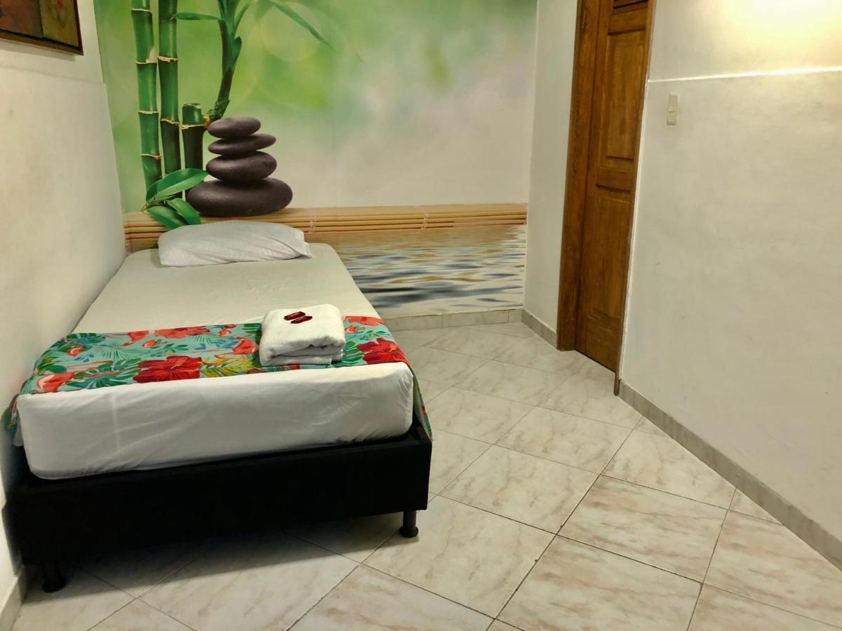 Hotel Casa Malibu Medellin Exterior photo